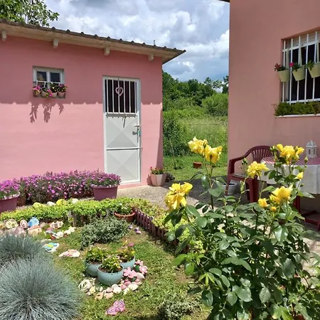 Holiday home Sun Garden *